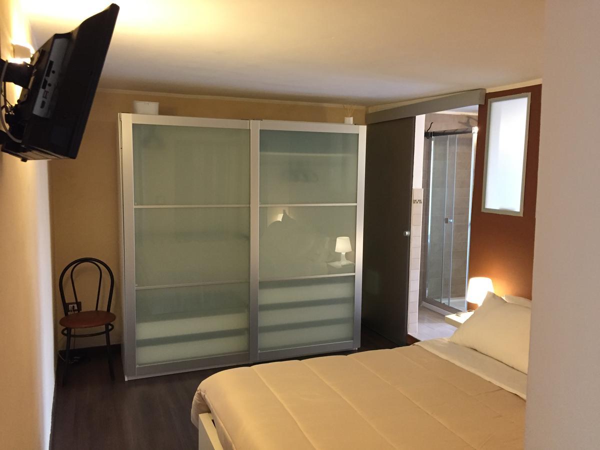 Two Steps Ortygia Apartment Syracuse ภายนอก รูปภาพ
